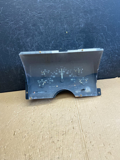 1992-1994 Chevrolet GMC Sierra Silverado Cluster Gauge Speedometer ECM AE4131 DG0