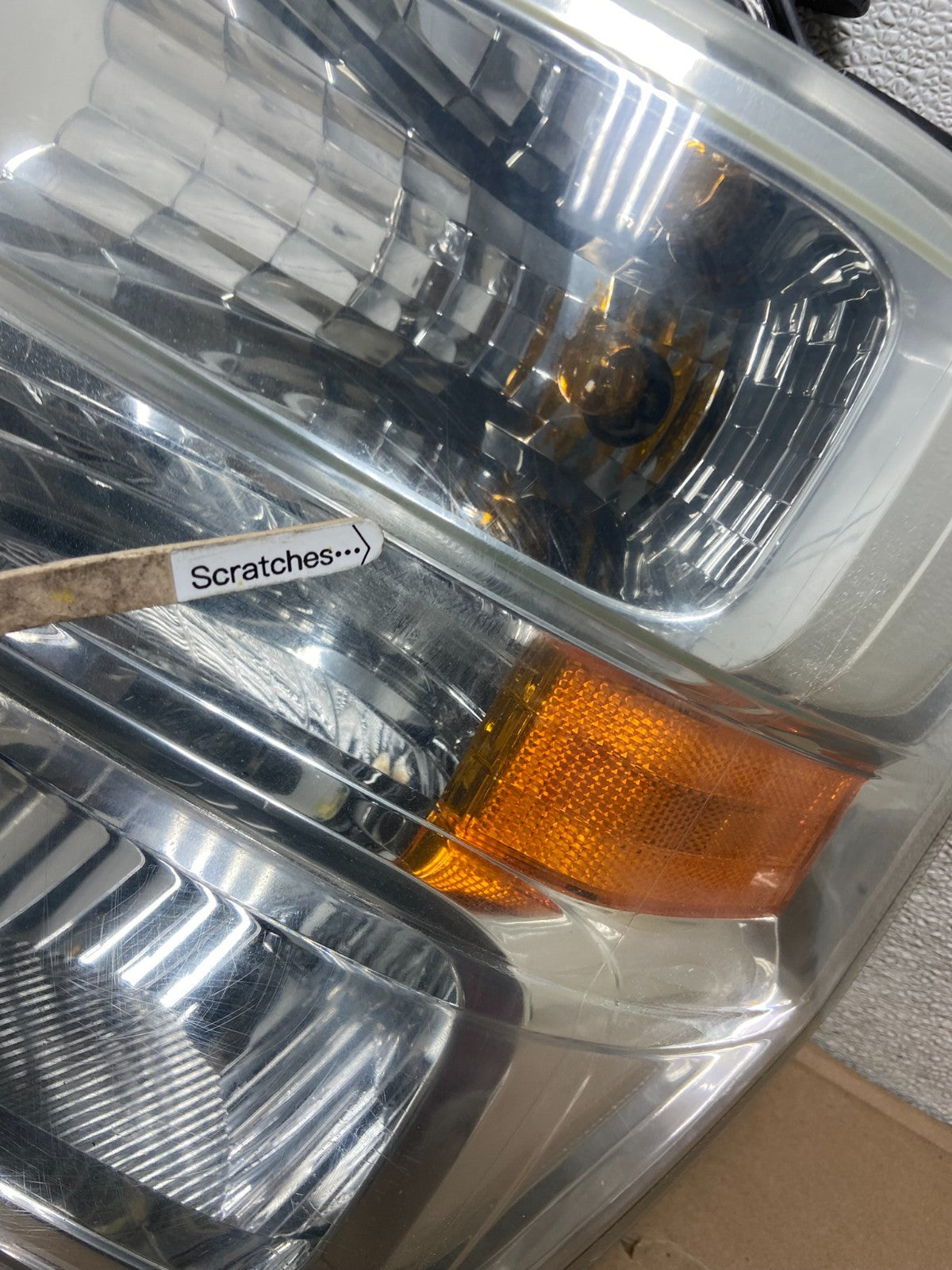 2008-2014 Ford Econoline E150 E250 E350 Left Driver LH Headlight OEM AB0895 DW3