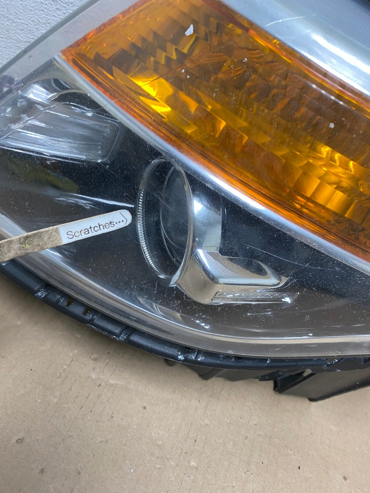 2011 to 2015 Ford Explorer Left Driver LH Xenon Headlight AF3030 LK3