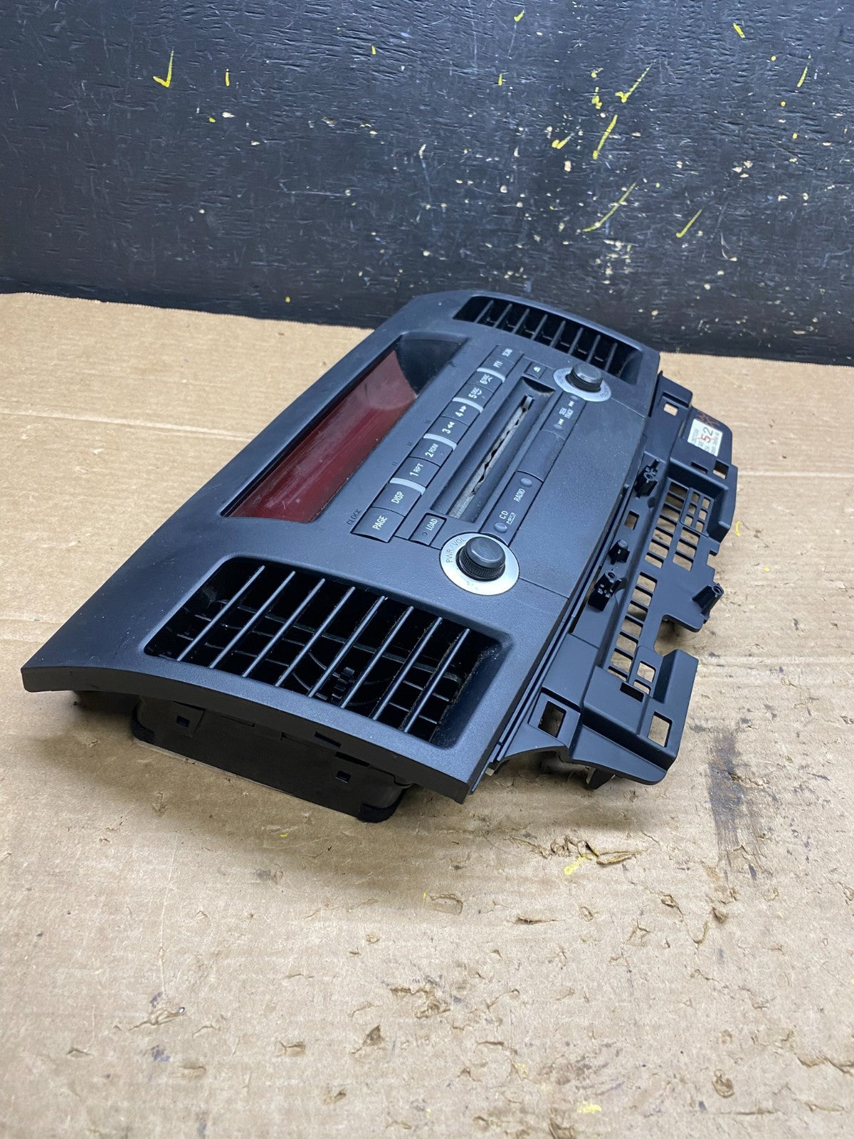 2010-2015 Mitsubishi Lancer Radio AM/FM CD Player Air Vent w9710 DG1