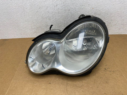 2005 to 2007 Mercedes-Benz C-Class Left Driver LH Side Headlight AE2990 DW0