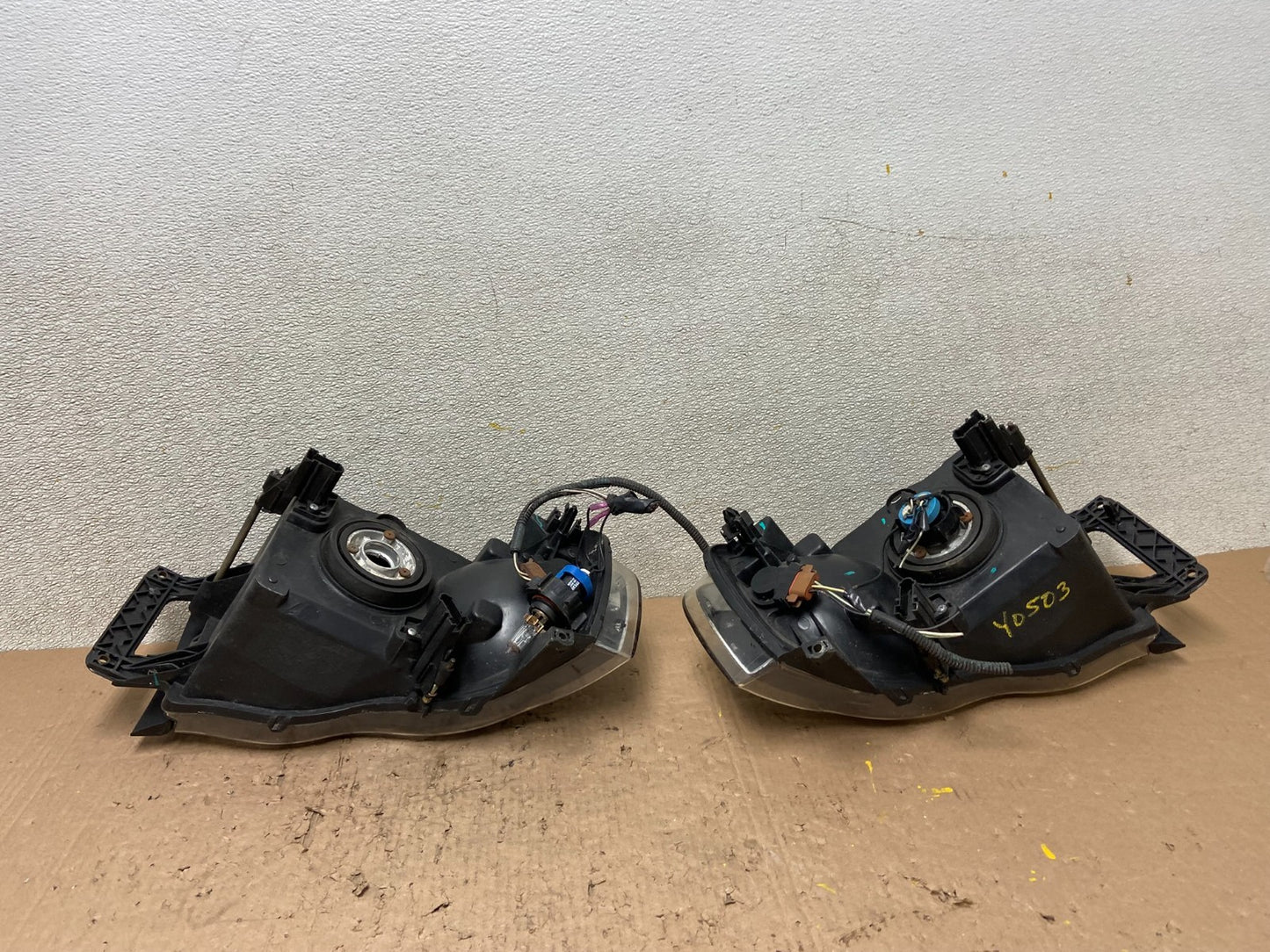 2002 to 2005 Dodge Ram Left+Right Side Halogen Headlights Y0503 DW8