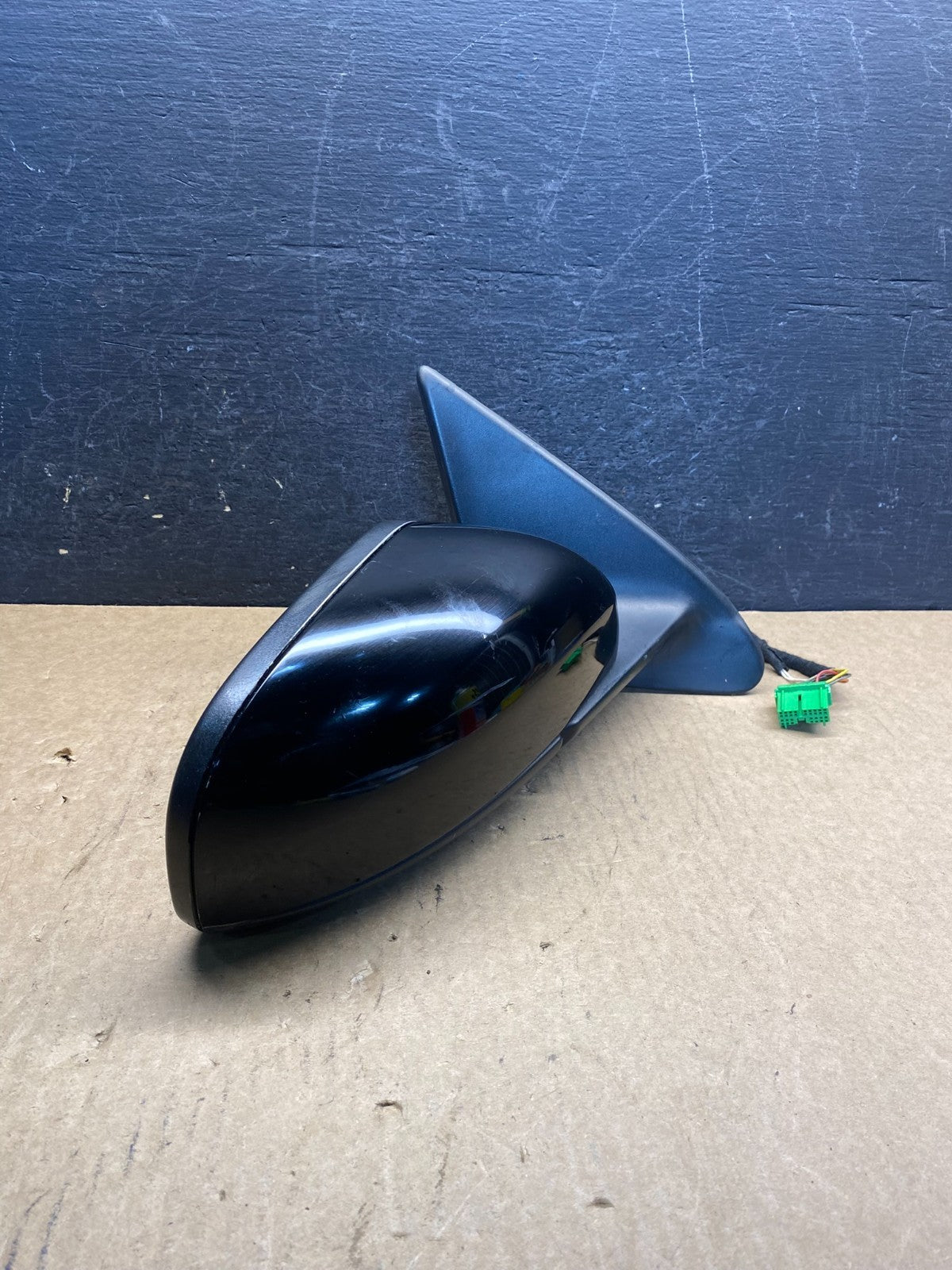 2004 - 2006 Volvo S60 Right Passenger RH Front Door View Mirror AG6074 DG1