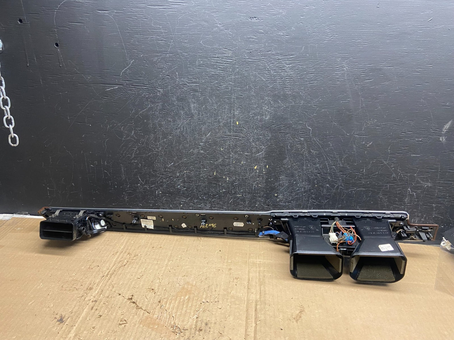 2010-2013 Mercedes E E350 W212 Dash Dashboard Front Center Air Vent ae2076 DG3