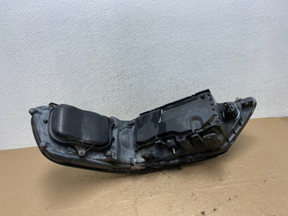 2005 to 2011 Lincoln Town Car Right Passenger Rh Side Headlight AF4721 DW6
