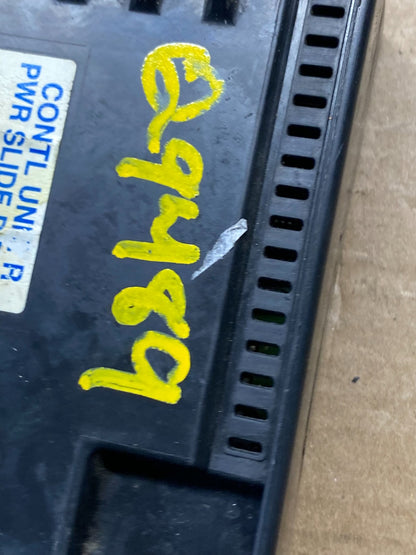 2005 - 2010 Honda Odyssey Rear Right Passenger Sliding Door Module Q9489 DG7