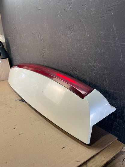 2007 - 2014 Cadillac Escalade Rear Upper Spoiler 3rd Third Brake Light AE0754 DG1