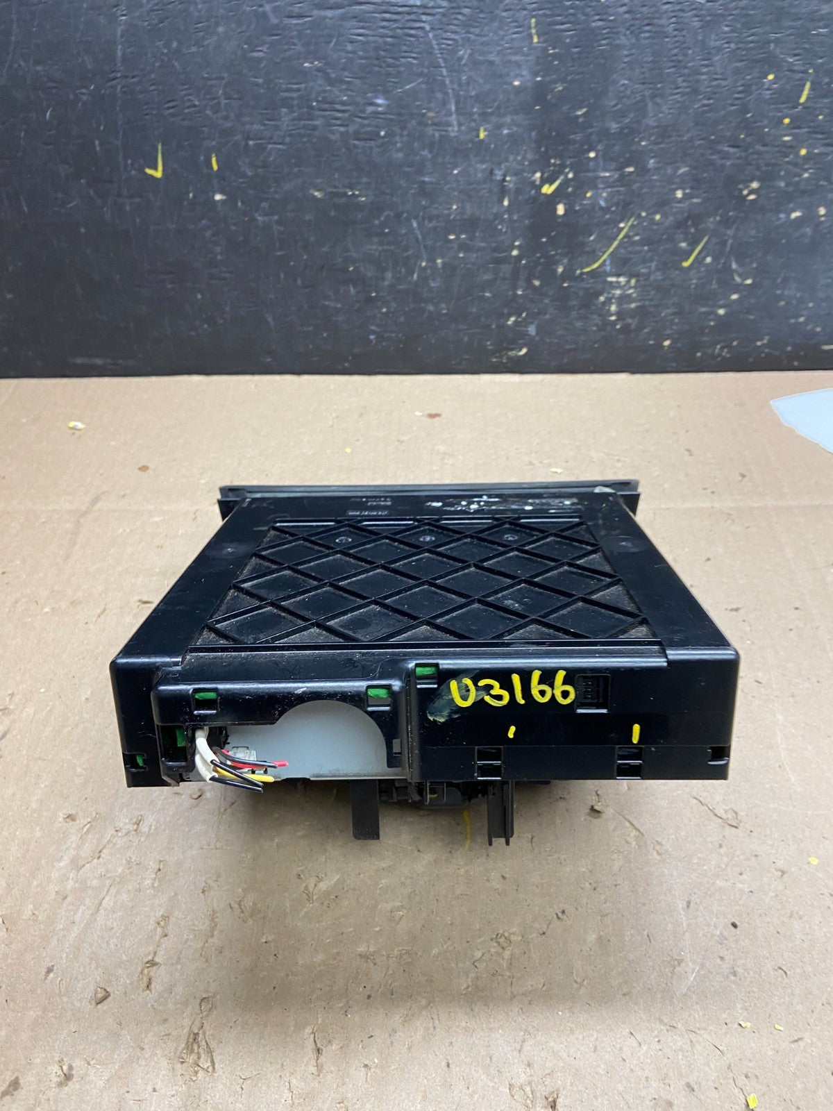 2006-2011 Mercedes W211 E350 E500 Center Console Switch Control Unit u3166 DG4