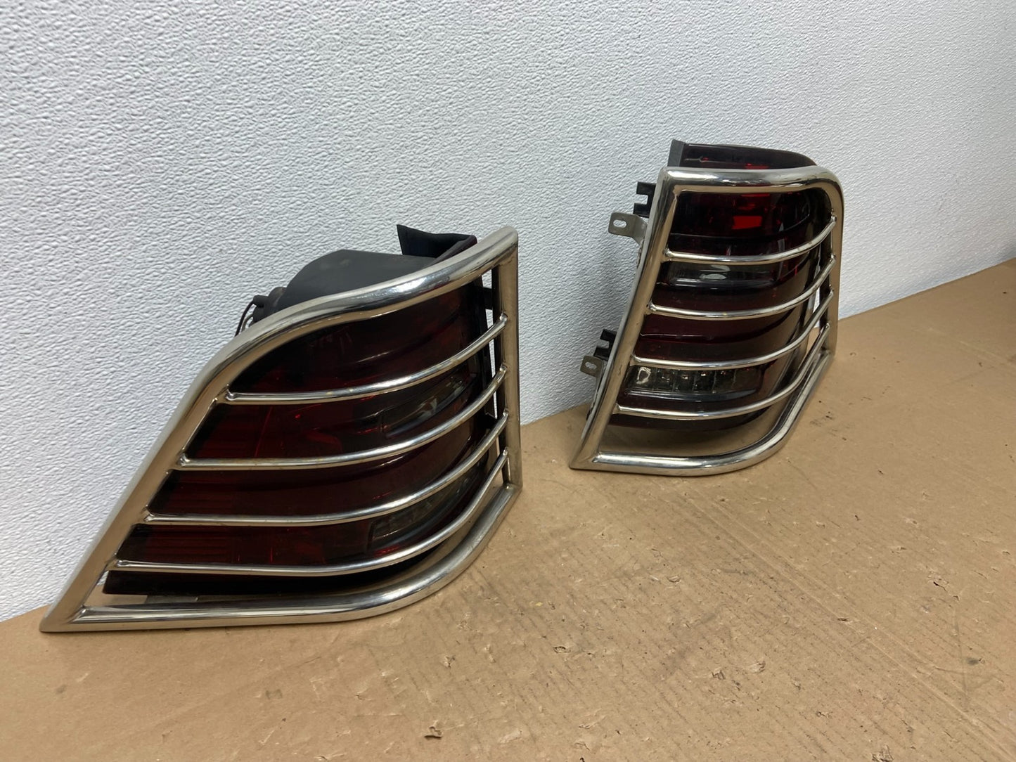1998 to 2001 Mercedes ML320 ML-Class Right Passenger Rh Tail Light AB65632
