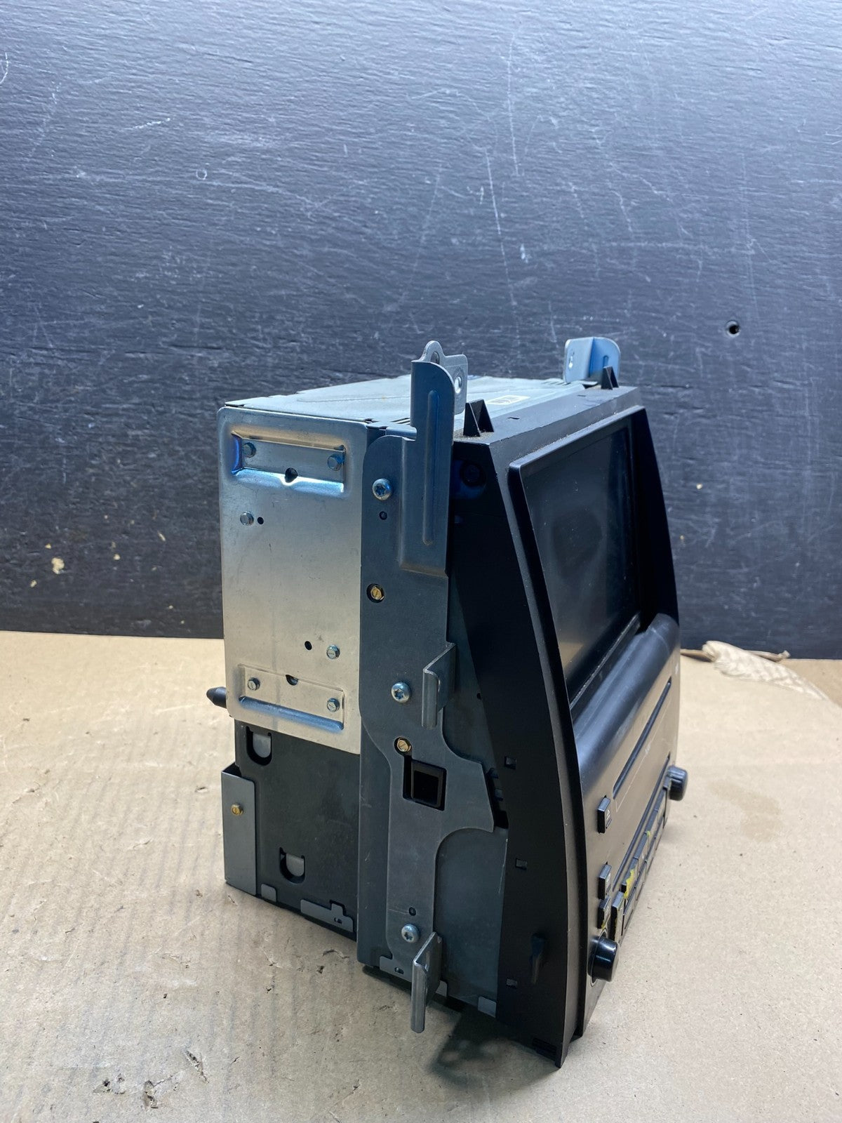 2007-2009 Cadillac Escalade Radio CD DVD GPS Navigation Screen Display ai7426 DG2