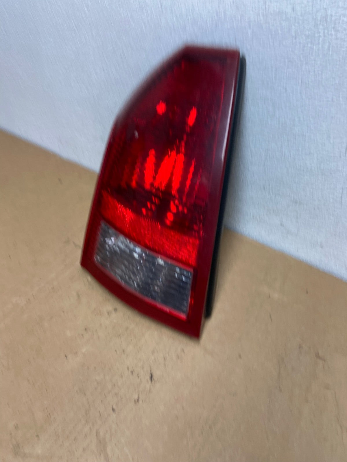 2005 - 2007 Chrysler 300 Left Driver Lh Side Tail Light AC8462 LK1