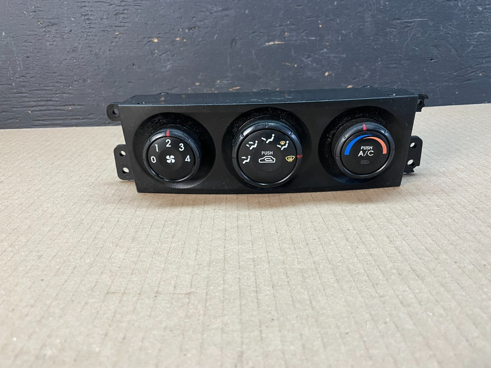 2003 to 2006 Kia Sorento Temperature AC Climate Control 97250-3e400 ae3406 DG0