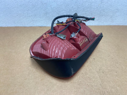 2003 2004 2005 Kia Sedona Left Driver LH Side Tail Light AD4558 DW9