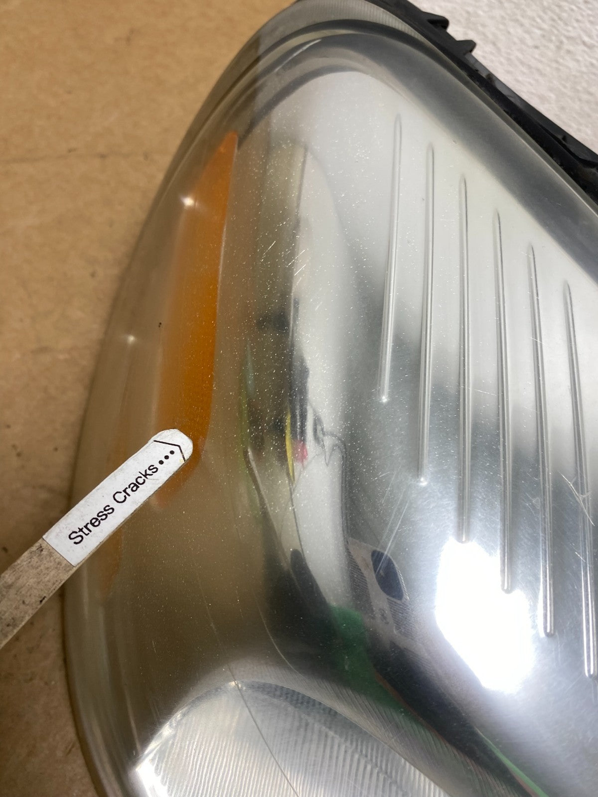 2005 - 2009 Pontiac Montana / Uplander Right Passenger Headlight AE3250 DW4