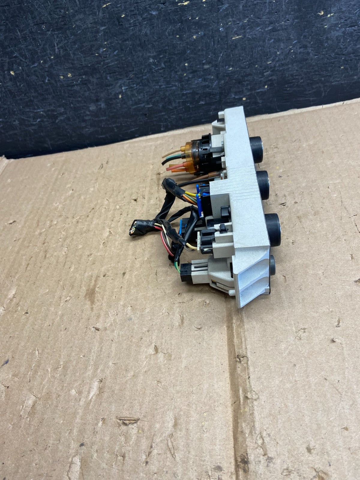 2008-2010 Chevrolet Express 1500 2500 3500 Climate Control Panel AI2790 DG1