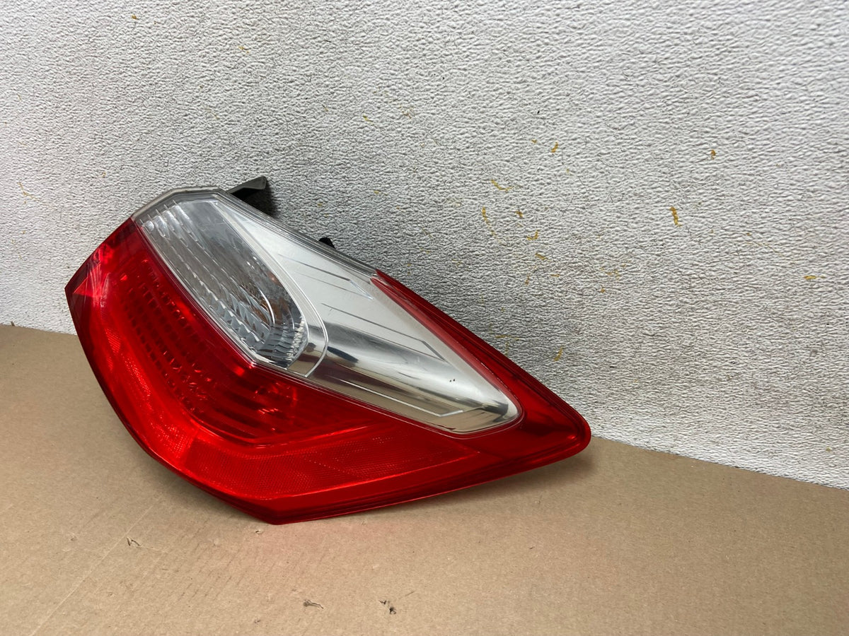 2013 to 2015 Honda Accord Sedan Right Passenger LED Tail light AH6667 LK2
