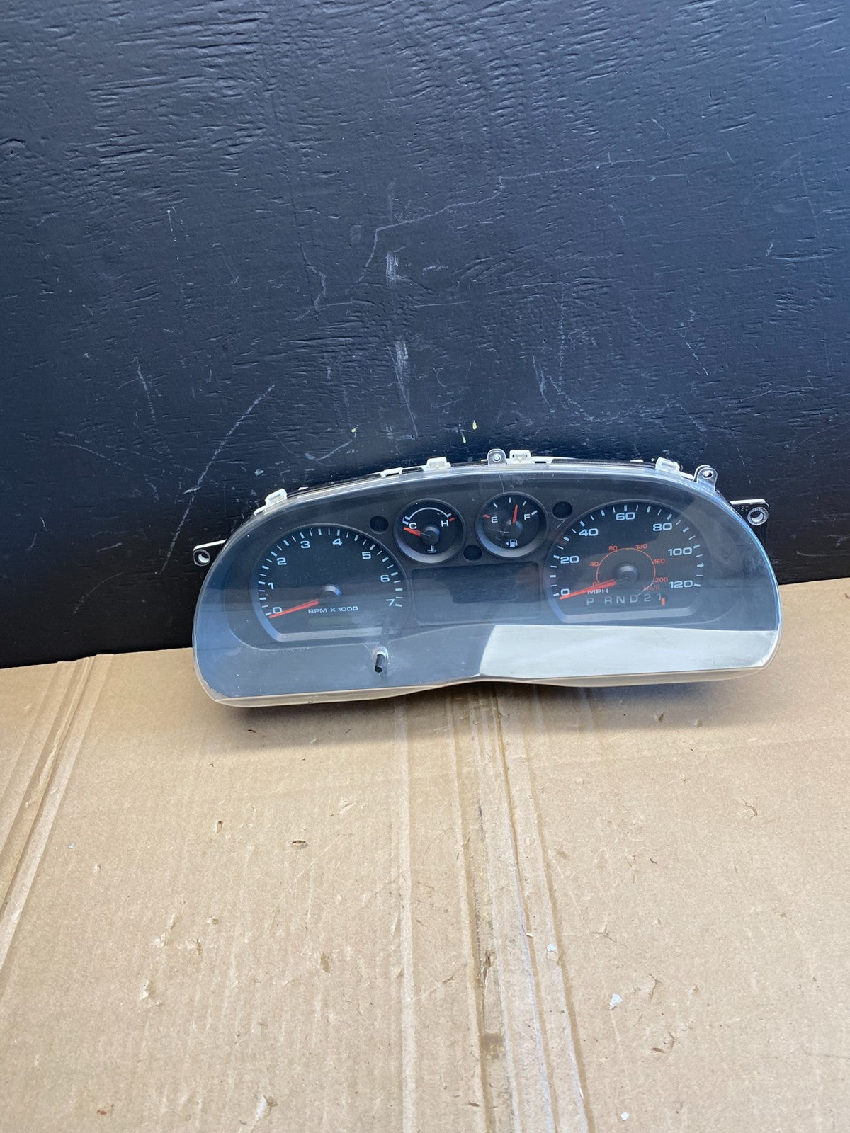 2004 Ford Ranger Gauge Speedometer Cluster Oem AB8826 DG0