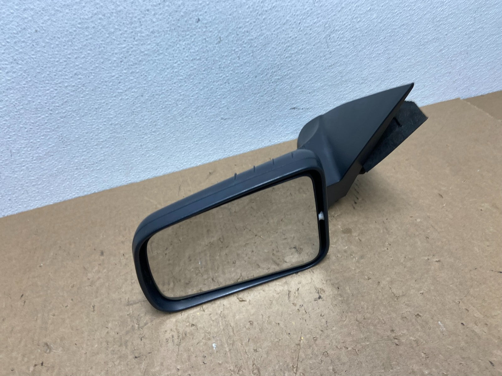 2008 to 2011 Ford Focus Left Driver View Door Mirror Oem AC1433 DW6