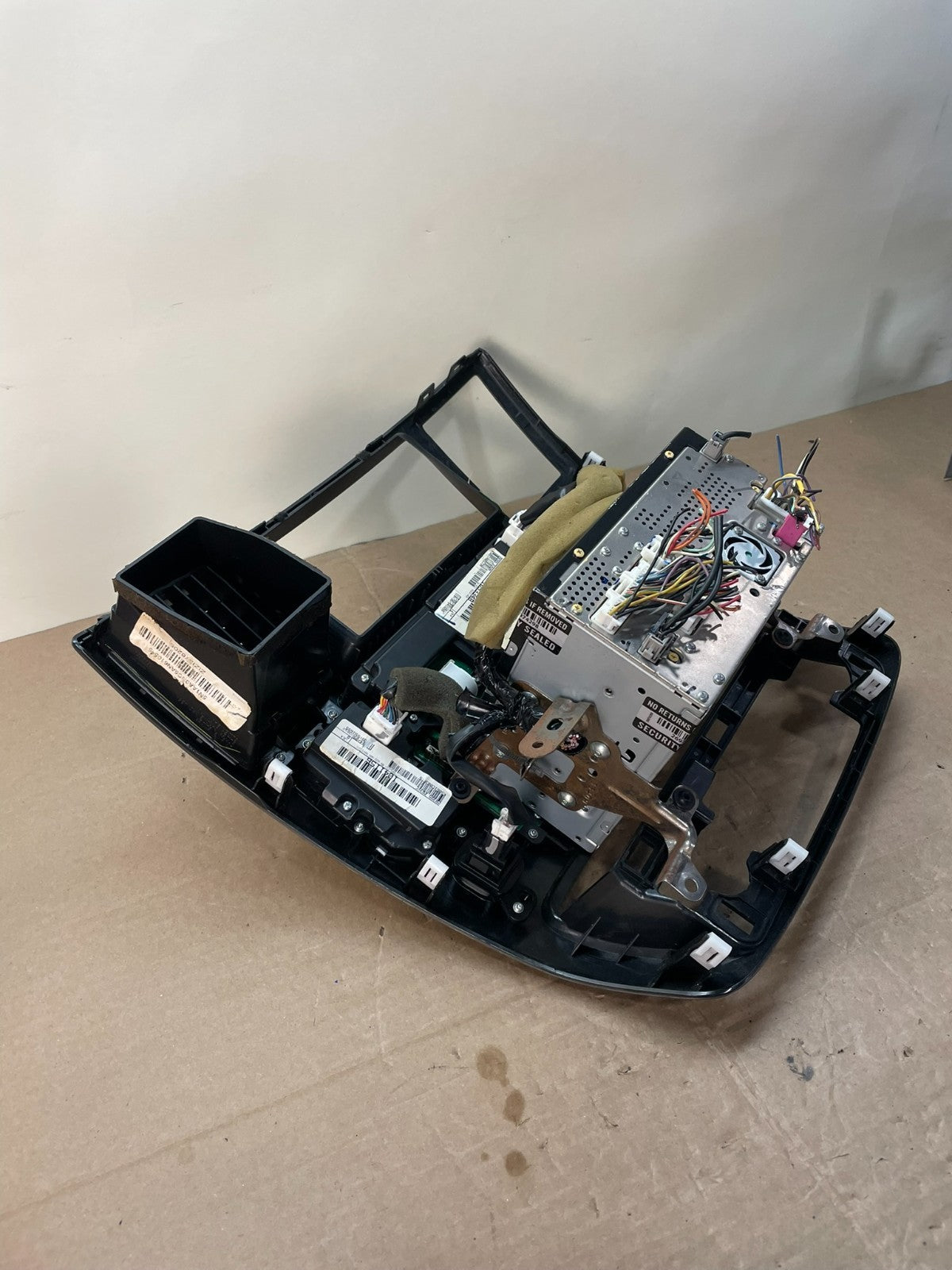 2008 to 2015 Nissan Armada Radio A/C Heat Temperature Climate Control ai0552`DG3