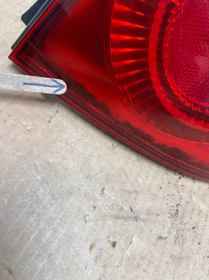 2001 to 2003 Hyundai Elantra Hatchback Right Passenger Side Tail Light AC3253 DW4