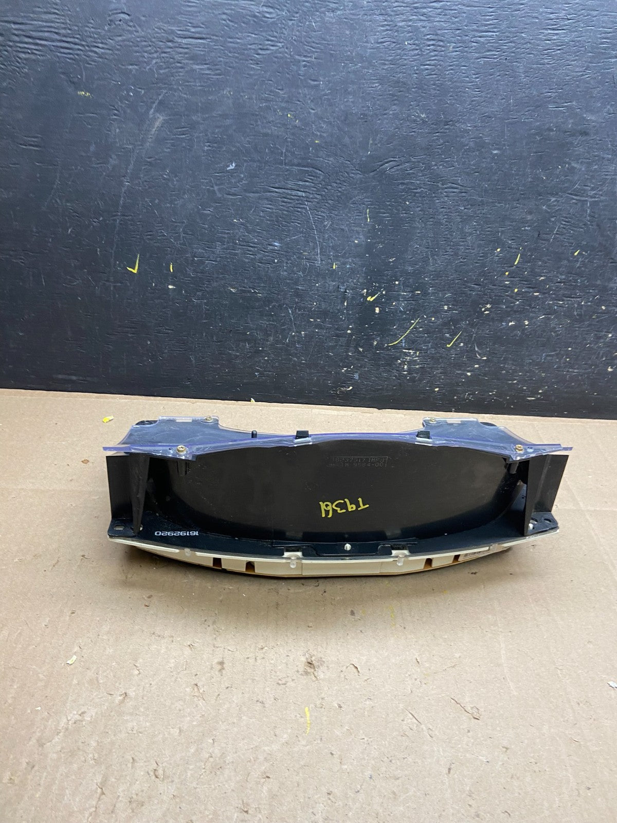 1996 to 2000 Chevrolet Express Speedometer Cluster Gauge T9362 DG4