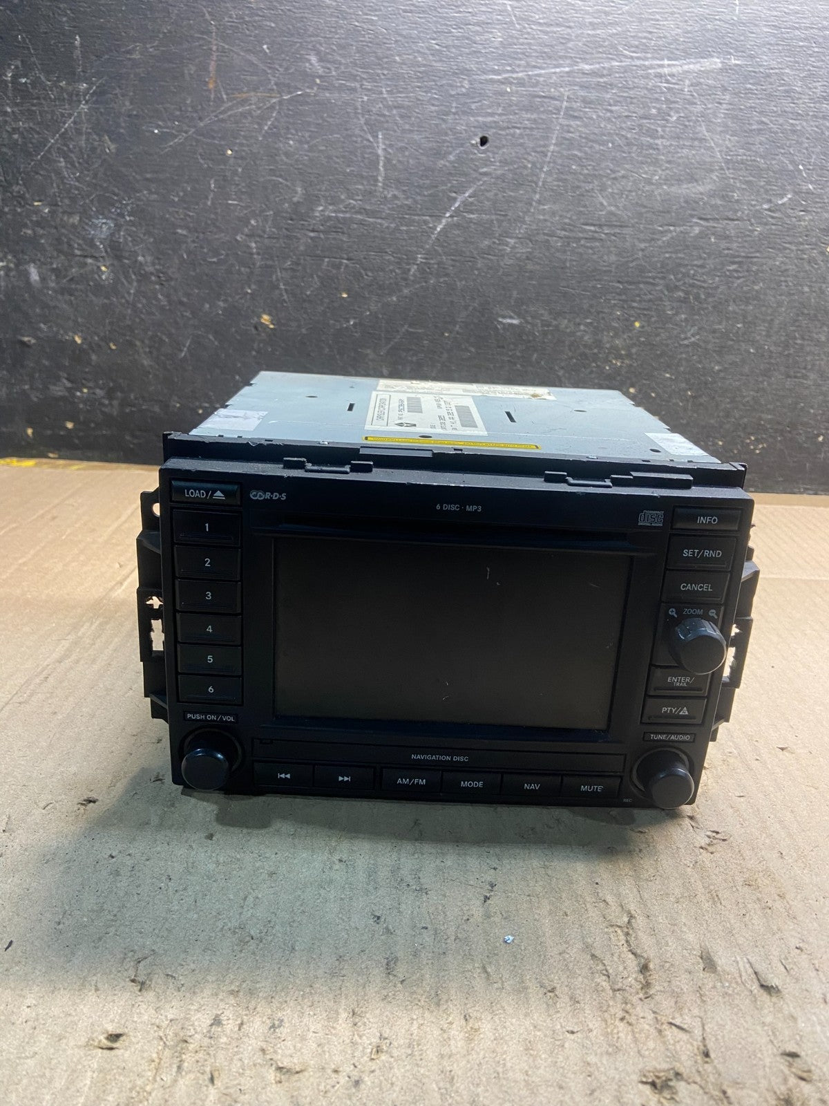 2005 2007 Jeep Dodge Chrysler Screen Display CD Player Satellite Radio Y7664 DG0