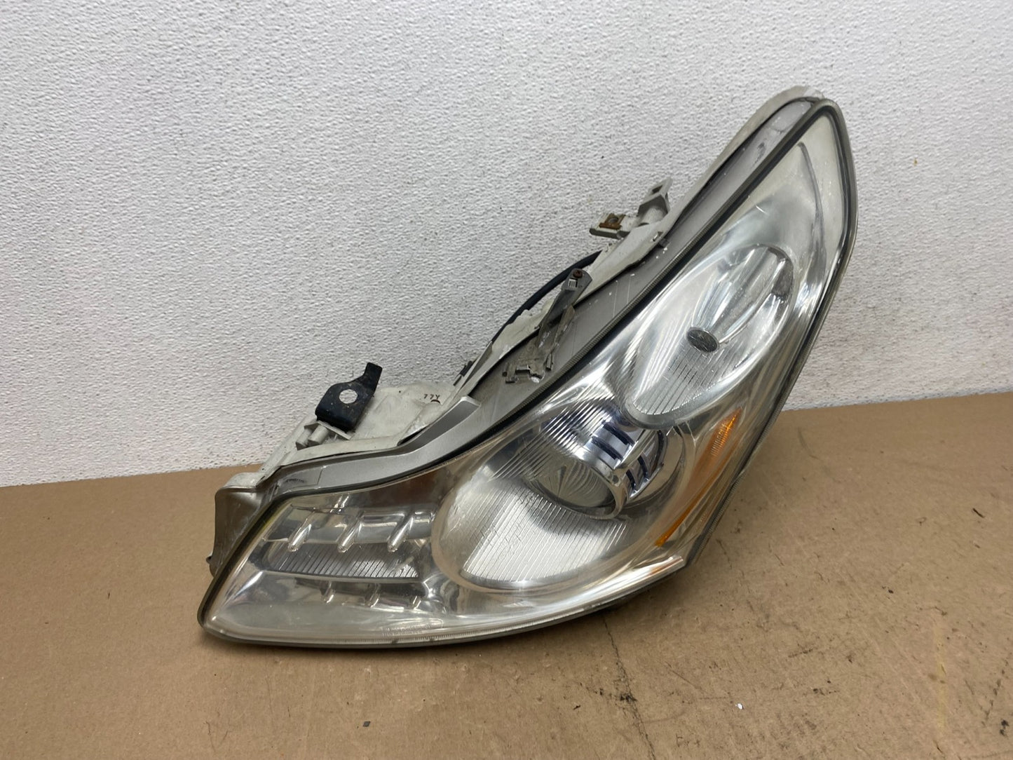 2007-2009 Infiniti G35 G37 Left Driver Hid Xenon Headlight Sedan AE6881 DW0