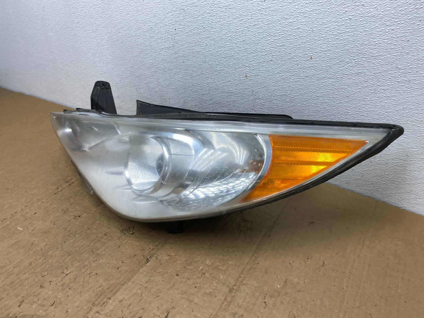 2011 - 2014 Hyundai Sonata Left Driver Lh Side Headlight Halogen AD0554 DW1