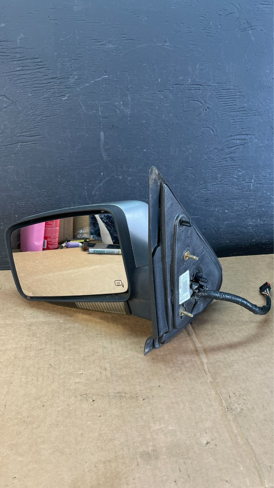2003 to 2006 Lincoln Navigator Left Driver View Heated Door Mirror ae0902 DG2
