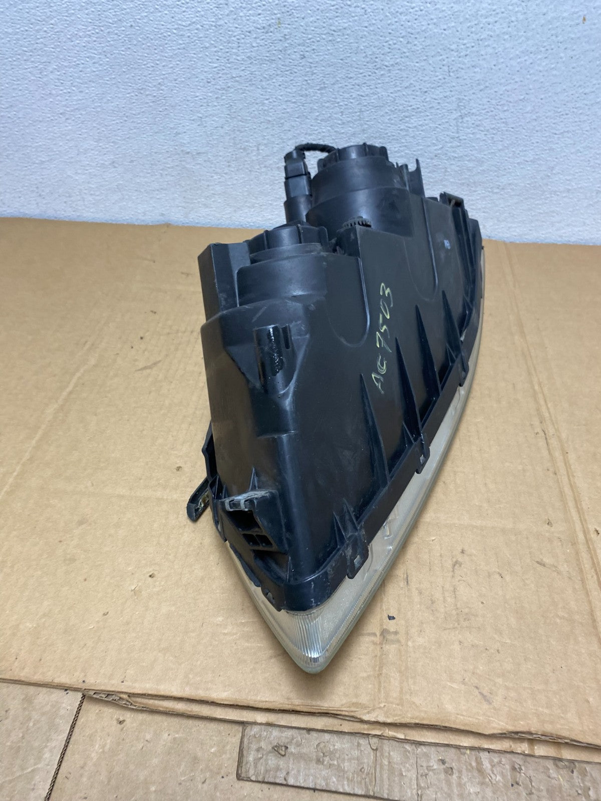 2006-2008 Hyundai Sonata Right Passenger Rh Side Headlight Halogen AC7503 DW8
