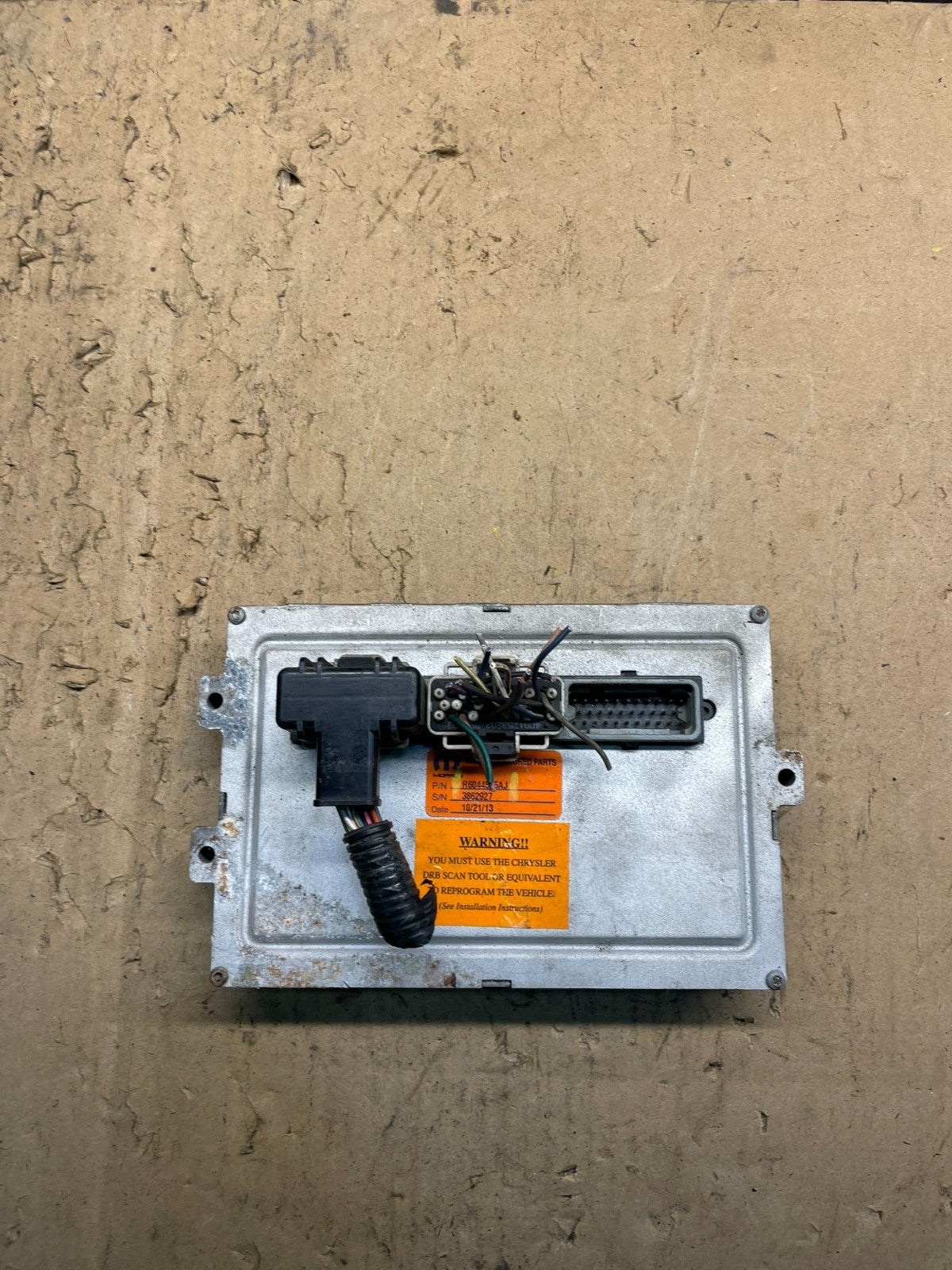 2004 Jeep Grand Cherokee 4.7L ECM ECU Engine Control Computer Modul W6879  DG0