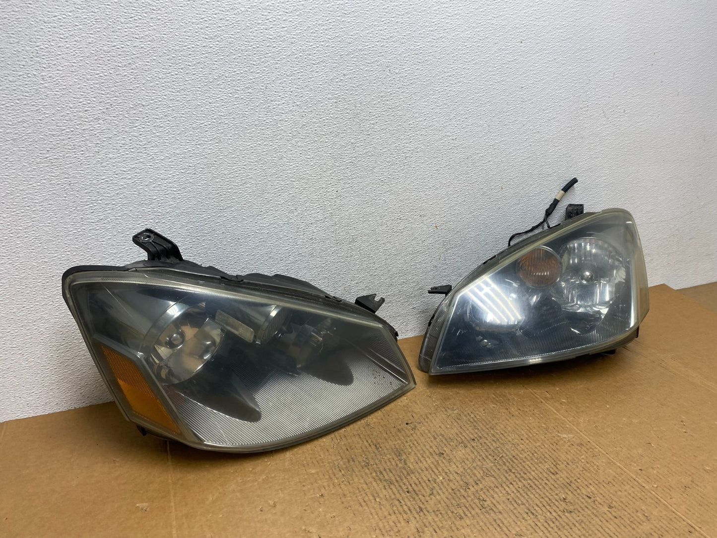 2005 to 2006 Nissan Altima Left+Right Set Halogen Headlights AE1362 DW2