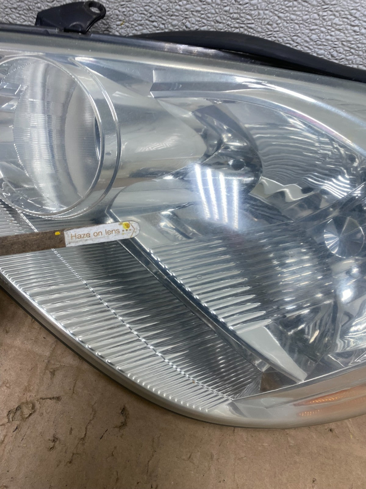 2004 2005 Toyota Sienna Left+Right Set Side Halogen Headlights W2925 DW8