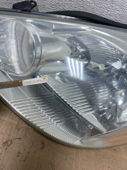 2004 2005 Toyota Sienna Left+Right Set Side Halogen Headlights W2925 DW8