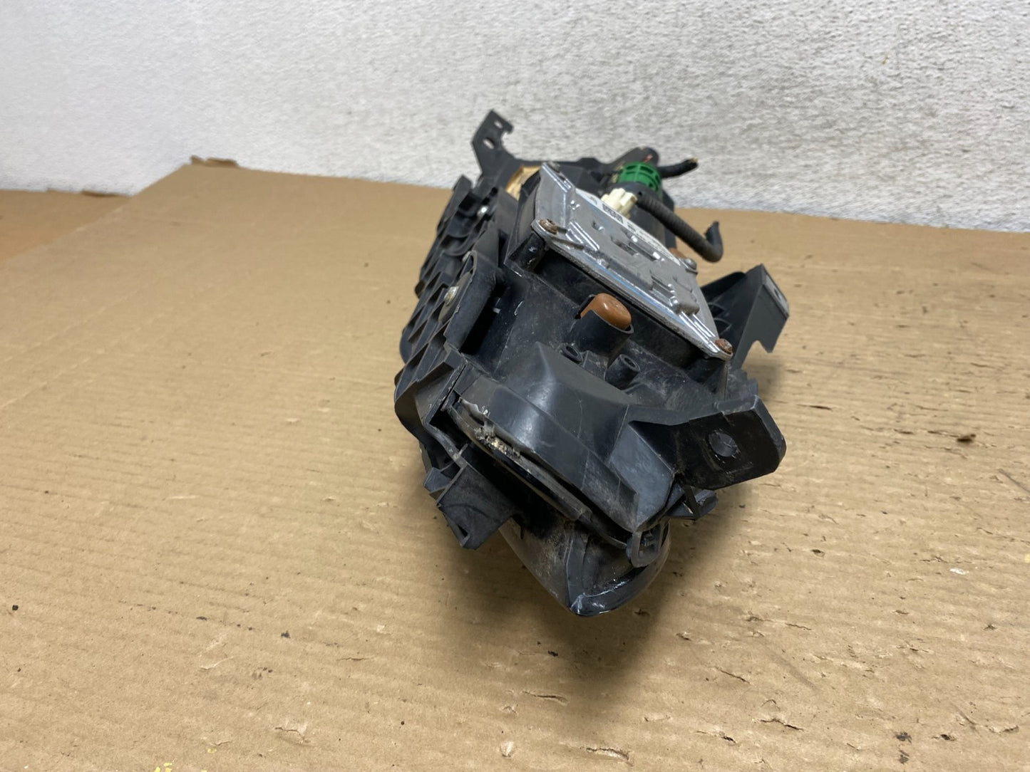 2014 - 2018 Jeep Cherokee Left Driver LH Side LED Headlight AG9101 DW4