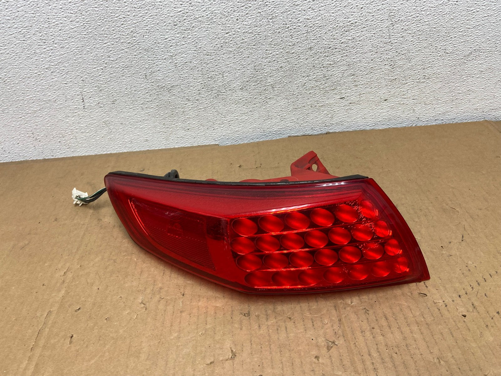 2003-2008 Infiniti FX35 FX45 Driver Left LH Side Tail Light AD0932 LK0