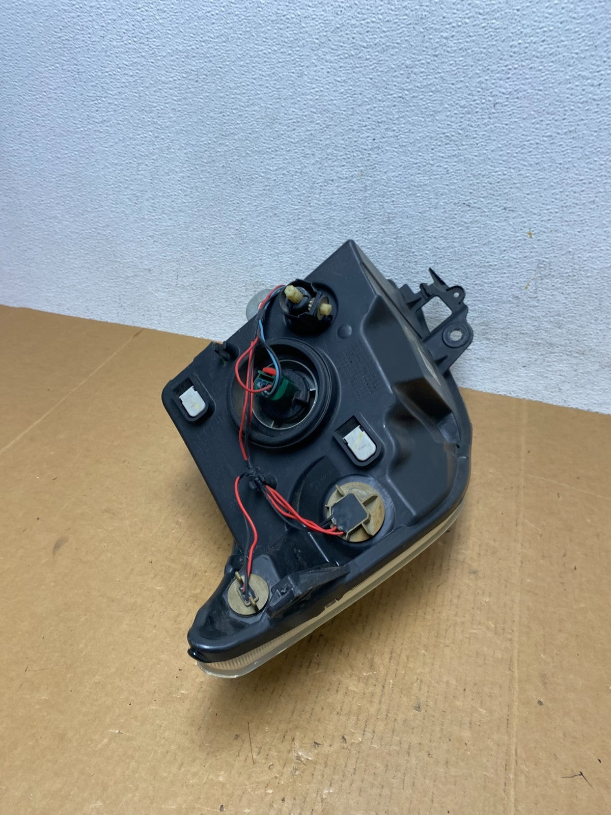 2010 2011 2012 Nissan Sentra Halogen Right Passenger Black Headlight AD9182 DW6