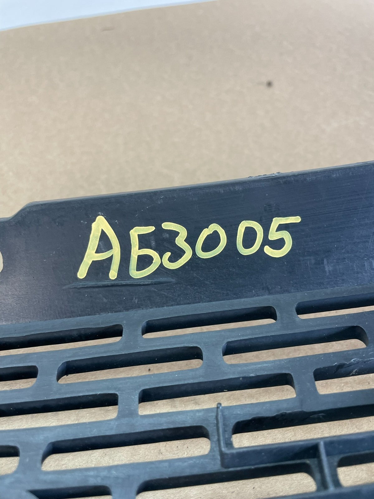 2007 to 2012 GMC Acadia Front Upper Grill Grille AG3005 DG4