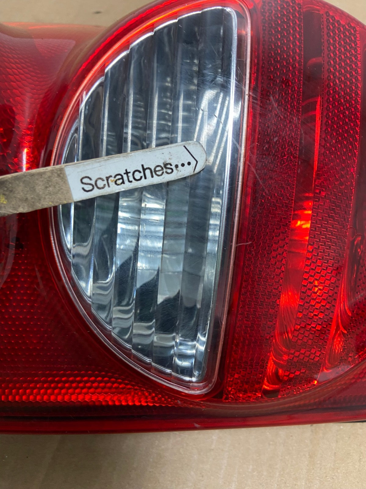 2002 2003 2004 Jeep Liberty Right Passenger Rh Side Tail Light AD6428 LK3