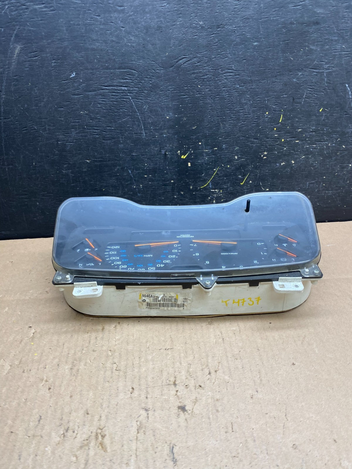 2001 2002 2003 Dodge Durango Speedometer Instrument Cluster Gauge T4737 DG4