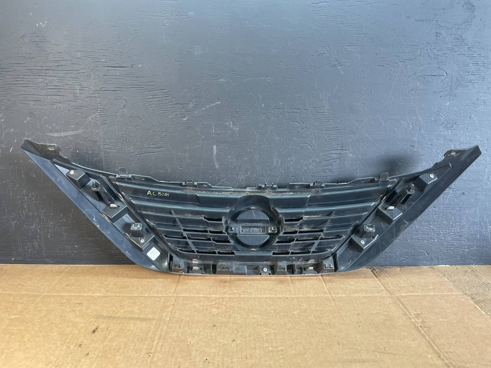2016 2017 2018 Nissan Altima Front Upper Grill Grille AC5101 DG5