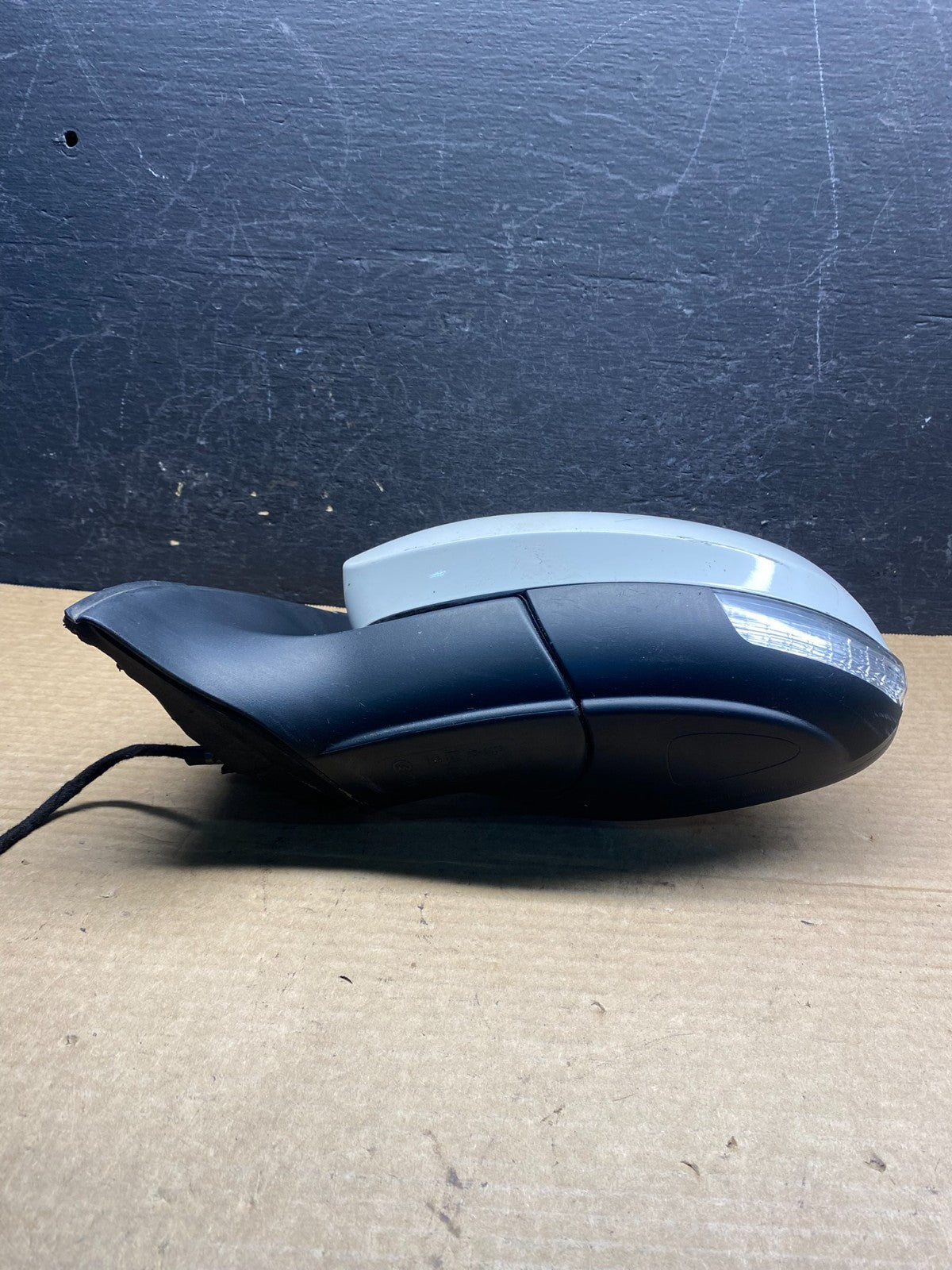 2009 to 2018 Volkswagen Tiguan Left Driver LH View Door Mirror AF7788 DG3