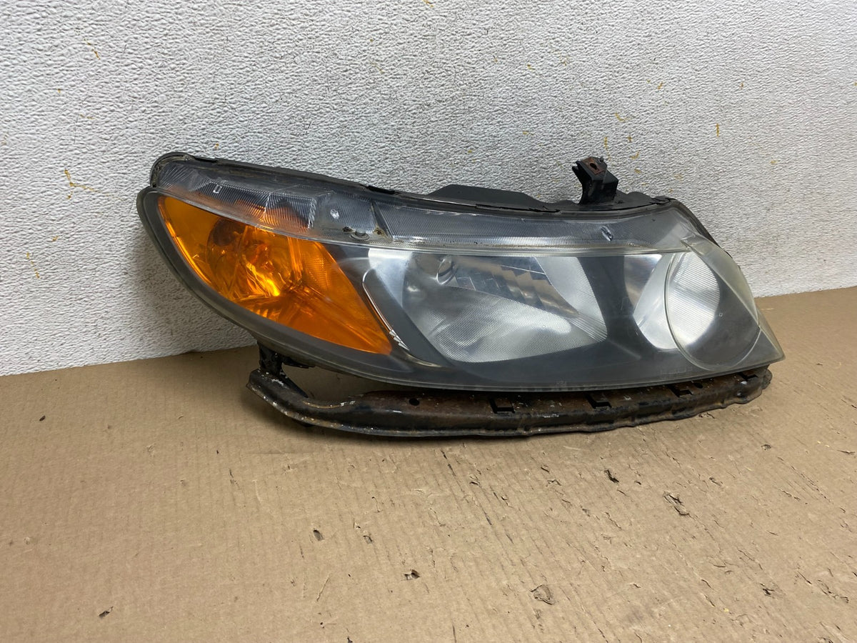 2006 2007 2008 Honda Civic Sedan Right Passenger Headlight Halogen AH5928 DW1