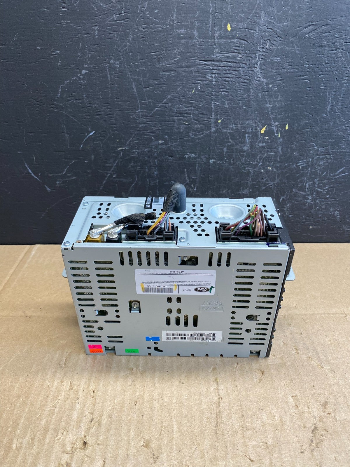 2013 2014 2015 Ford Escape Radio Receiver ID CJ5T-19C107-DG  Oem AB9587 DG3