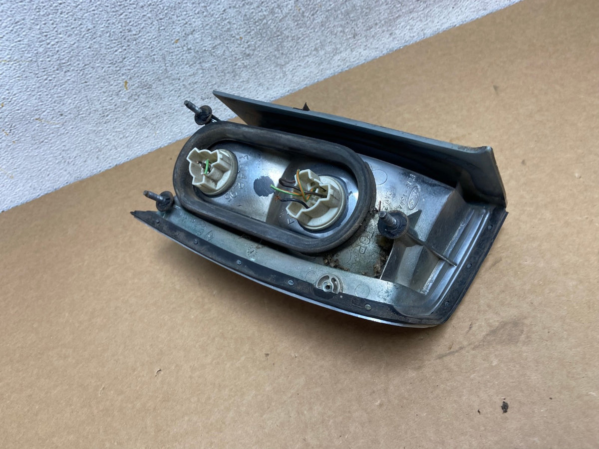 1990 to 1994 Lincoln Town Car Left Driver Side Tail Light AI2587 LK7