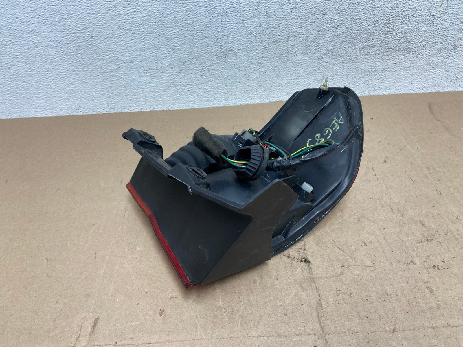 1999 2000 2001 Honda Odyssey Right Passenger Side Tail Light AE6830 LK5