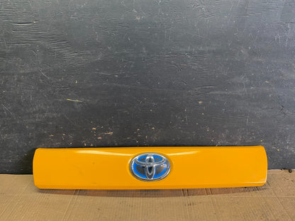 2012 2013 2014 Toyota Prius V Trunk Lid Liftgate Garnish Trim Panel T4016 DG0