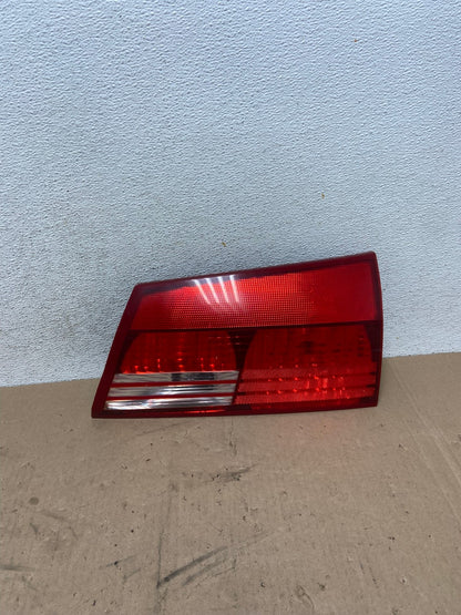 2004-2005 Toyota Sienna Right Passenger RH Side Inner Tail Light AG4776 LK0