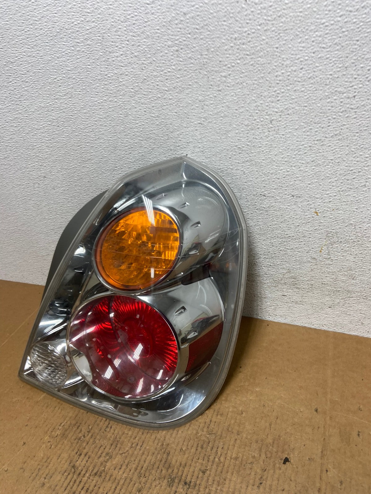2002 2003 2004 Nissan Altima Right Passenger Rh Tail Light Side AE0656 LK1