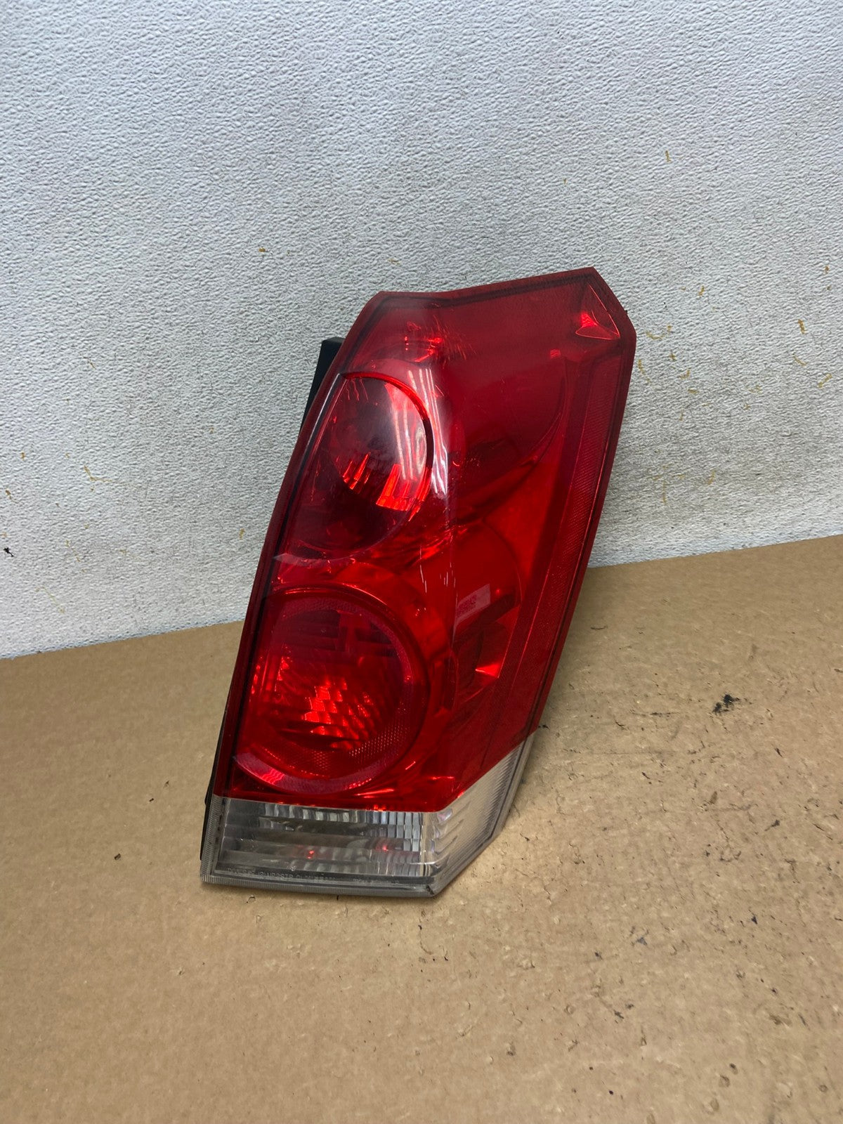 2004 to 2009 Nissan Quest Right Passenger RH Side Tail Light AI3677 LK0
